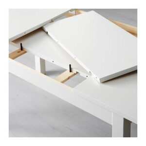 Transformer une table en table de jeu de société — Board & Gamer